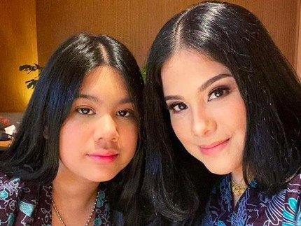 7 Potret Almira Yudhoyono yang Beranjak Remaja, Bak Kembaran Annisa Pohan