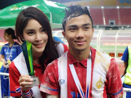 Sedihnya Kisah Cinta Kapten Timnas Thailand & Aktris Cantik, Sempat Ingin Nikah Tapi..