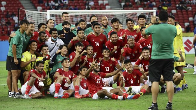Berikut berita olahraga pilihan mulai empat pemain Timnas Indonesia dilarang main di final Piala AFF hingga Man City menang di Liga Inggris.