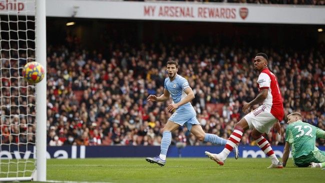 Bek Manchester City, Ruben Dias mengungkapkan rahasia kehebatan The Citizens bisa meraih gelar dari musim ke musim.