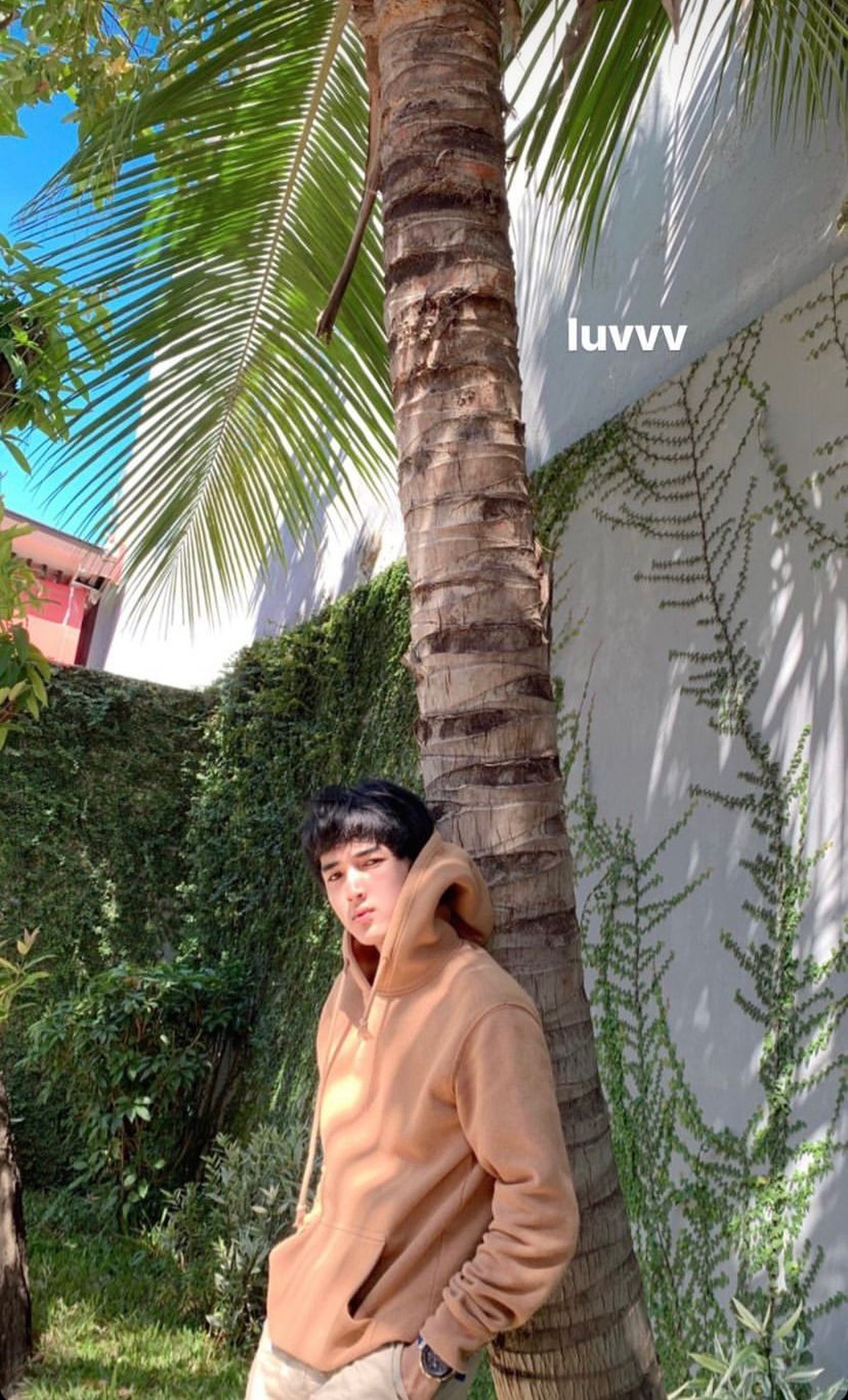 Rio Ramadhan mantan kekasi Kekeyi baru saja membuat publik heboh karena dikabarkan meninggal dunia&period; Yuk intip potret terbarunya&excl;