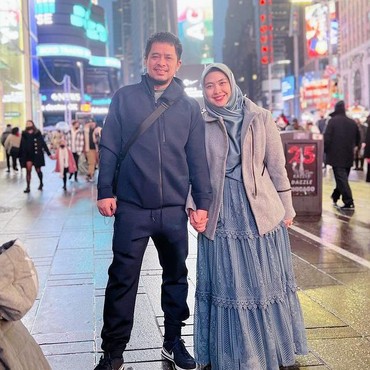 Biaya Pengobatan Anak Ditanggung Ria Ricis, Profesi Suami Oki Setiana Dewi Disorot