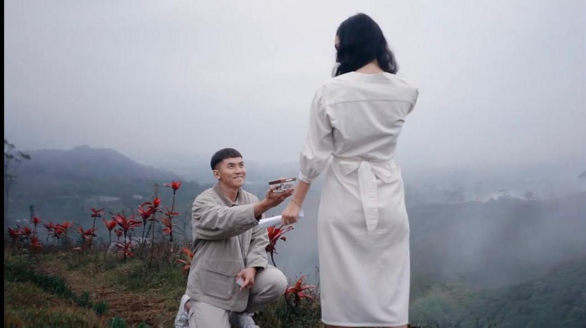 8 Potret Romantis Rafael Tan Lamar Sang Kekasih