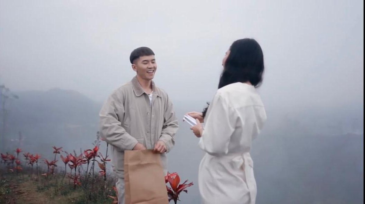 8 Potret Romantis Rafael Tan Lamar Sang Kekasih