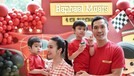 Sandra Dewi dan Harvey Moeis tengah berbahagia merayakan ulang tahun ke-4 putra sulungnya Raphael Moeis&period; Yuk intip potretnya&excl;