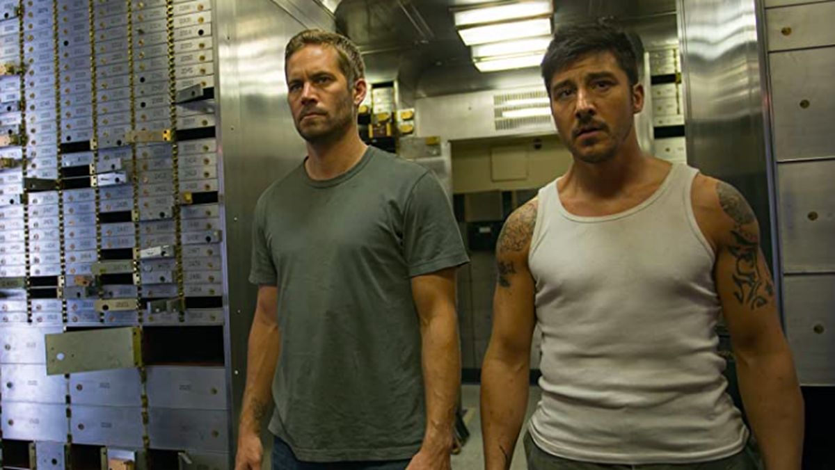 Sinopsis Brick Mansions, Bioskop Trans TV 22 November 2025