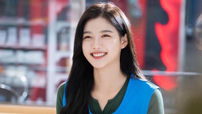 Kim Yoo Jung, mantan aktris cilik yang kini kian terkenal