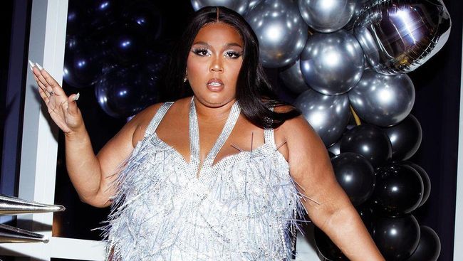 Sebelumnya Jadi Ikon Body Positivity, Kini Lizzo Dituduh Lakukan 