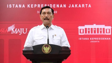 Menko Marinves Luhut Binsar Panjaitan menyebut harga Pertalite, seperti halnya Pertamax, akan naik. Begitu pula dengan LPG 3 kg.