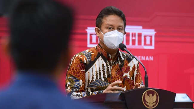 Soal polemik pemecatan Dokter Terawan dari IDI, Menkes Budi Gunadi Sadikin mengatakan saat ini Kemenkes masih berfokus pada penyelesaian pandemi virus corona (Covid-19).
