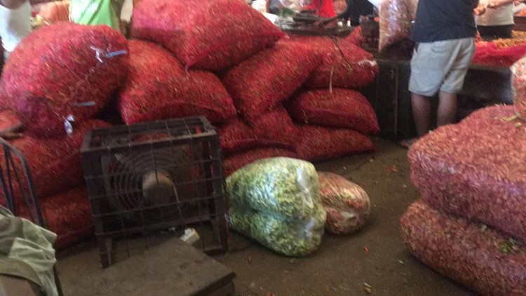 Pedagang Cabai di Pasar Kramat Jati