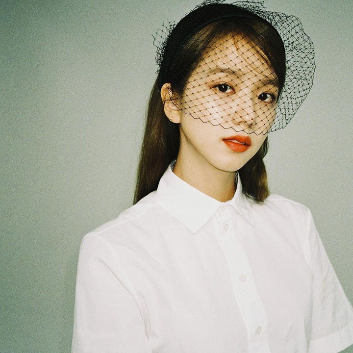 <p>Sejak debut, Jisoo telah menunjukkan berbagai macam progres dalam karier-nya, Bunda. Ia bahkan belajar berbagai macam bahasa mulai dari China, Jepang, dan Bahasa Inggris, lho. (Foto: Instagram: @sooyaaa__)</p>