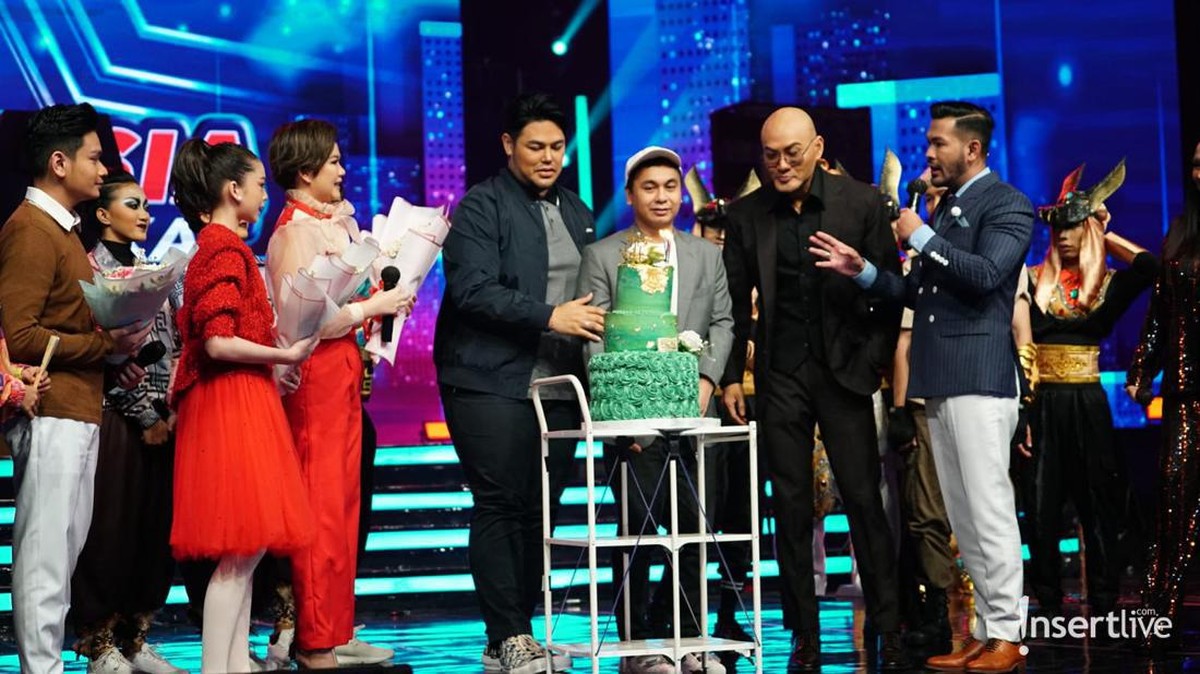 Para peserta IMB 2021 memiliki hubungan yang cukup dekat dengan para juri&comma; yuk intip potret mereka beri kejutan kepada juri&excl;