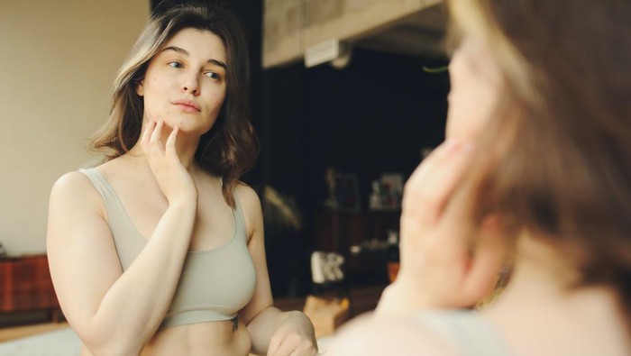 Sudah ke Dokter Kulit tapi Masih Kambuh, Ini Kunci Perawatan di Rumah untuk 3 Masalah Kulit yang Umum Terjadi