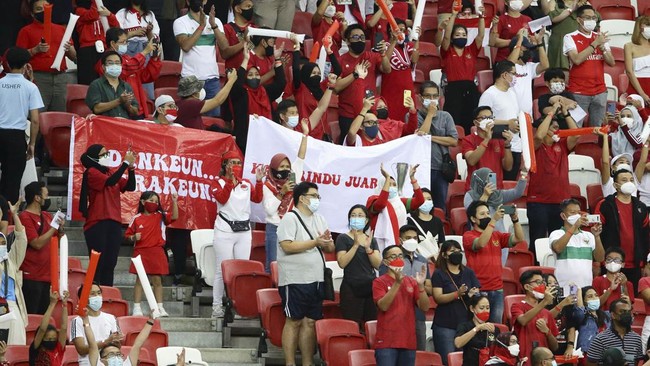 CdM Kontingen Indonesia untuk SEA Games 2022 Ferry Kono telah berkoordinasi dengan KBRI Hanoi untuk membantu memobilisasi suporter WNI di Vietnam.