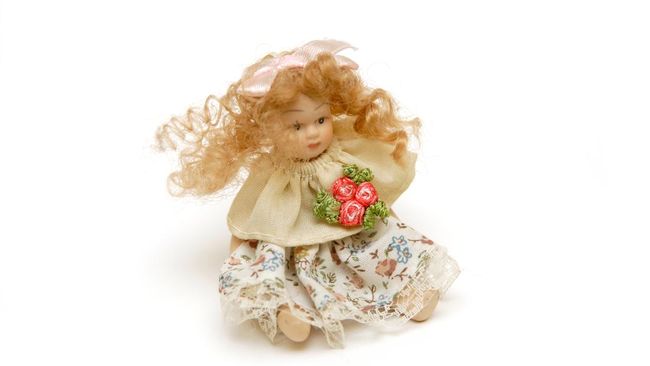 Spirit doll di kalangan artis memang jadi fenomena tersendiri. Namun tak dimungkiri kalau ada orang yang takut pada boneka.