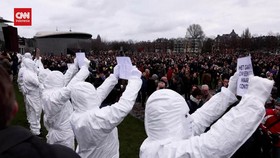 VIDEO: Demo Tolak Lockdown Belanda Ricuh, 30 Orang Ditangkap