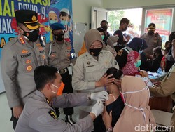 Vaksinasi Anak 6-11 Tahun di Sidoarjo Terus Digencarkan Demi Herd Immunity