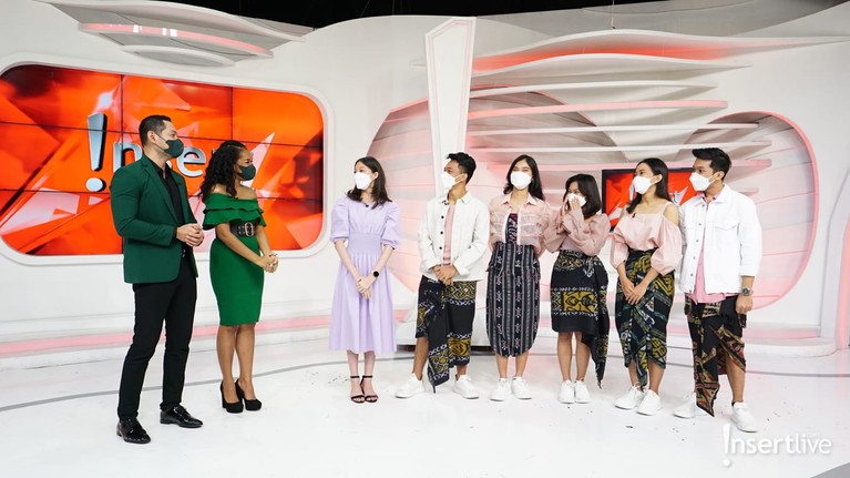 6 Potret Ksatria dan Nada Peserta IMB 2021 Main ke Studio Insert! Ksatria dan Nada peserta IMB 2021 main ke studio Insert, yuk kita intip potret keseruan mereka!