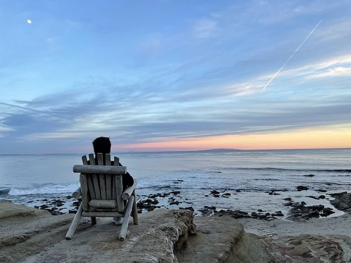 Kabar baik datang dari member BTS yaitu Suga yang baru saja dinyatakan pulih dan sembuh dari Covid-19&period; Yuk intip potretnya&excl;