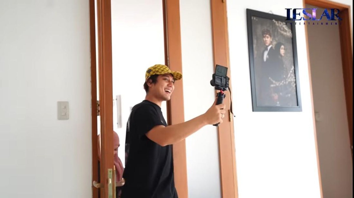 Lesti Kejora mendapat kejutan meriah saat pulang ke rumah usai melahirkan baby L&period; Yuk kita intip potretnya&excl;