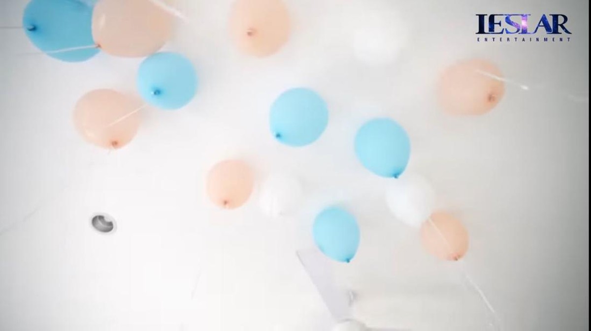 Lesti Kejora mendapat kejutan meriah saat pulang ke rumah usai melahirkan baby L&period; Yuk kita intip potretnya&excl;