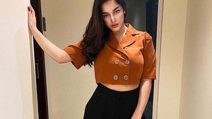 Terjerat Prostitusi, 8 OOTD Cassandra Angelie Pakai Barang Mewah ...