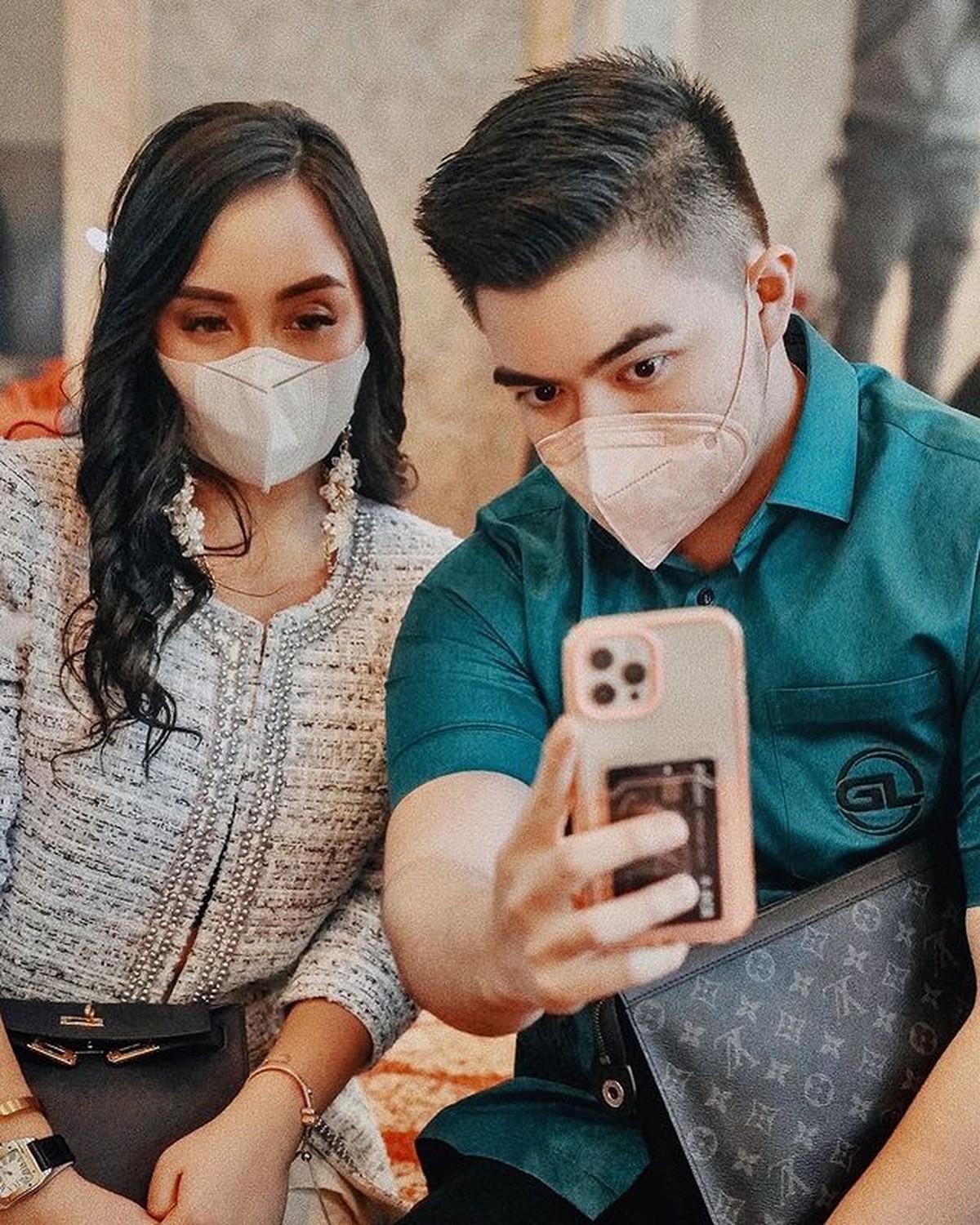 Salmafina Sunan akan kembali ke Bali dan terpisah dengan Greivance Lumoindong untuk sementara&period; Yuk intip kebersaman mereka sebelum LDR&excl;