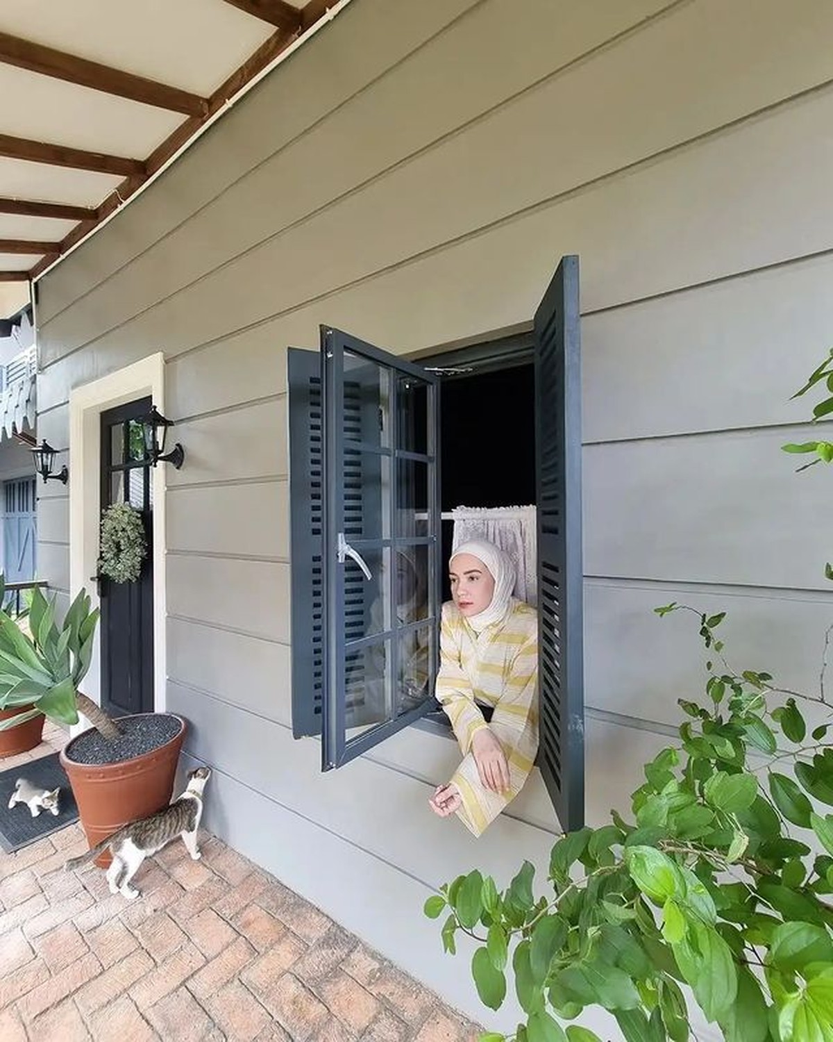 9 Potret Sudut Rumah Mewah Baru Arya Saloka