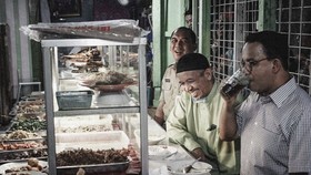 Anies Imbau Warga Tak Panik soal Kenaikan Level PPKM Jakarta