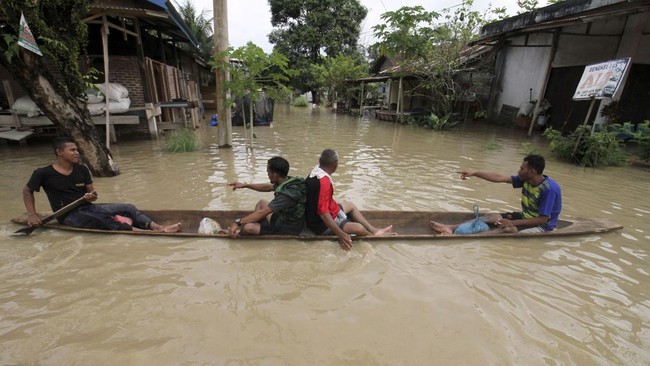 Sebanyak 189 unit rumah di Kabupaten Aceh Tenggara rusak diterjang banjir bandang sejak Selasa malam (1/11), 47 di antaranya rusak berat.