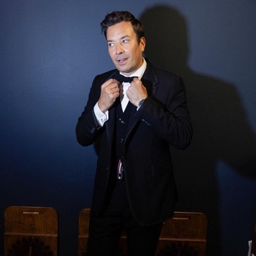 Baru Nikmati Liburan, Jimmy Fallon Terpapar COVID-19