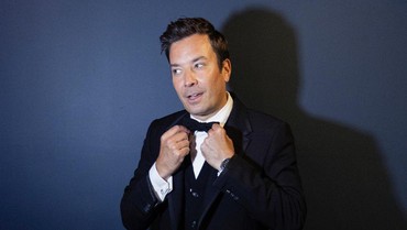 Baru Nikmati Liburan, Jimmy Fallon Terpapar COVID-19