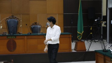 img-title Gaga Muhammad Dituntut 4,5 Tahun Penjara, Netizen Heboh Bahas Tak Adil