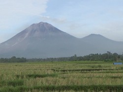 Pendakian Ditutup, Upacara Pengibaran Merah Putih di Semeru Ditiadakan