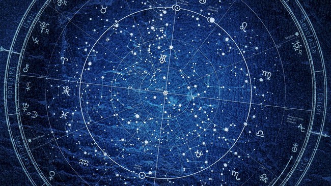 Pakar dari Fordham University menyebut astrologi cuma omong kosong alias takhayul. Sudah waktunya berhenti percaya?
