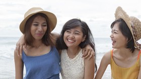 Setop <i>Oversharing</i>, 7 Hal Ini Sebaiknya Tak Jadi Bahan Curhat
