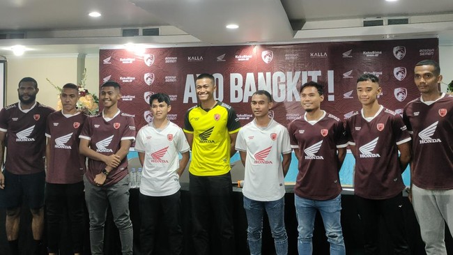 Manajemen PSM Makassar memperkenalkan 12 pemain baru yang akan berlaga di putaran kedua Liga 1 musim 2021.