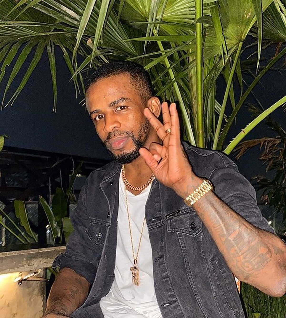 Kimmy Jayanti baru saja dinner romantis merayakan ulang tahun sang suami tercinta&comma; Greg Nwokolo&period; Yuk intip potretnya&excl;