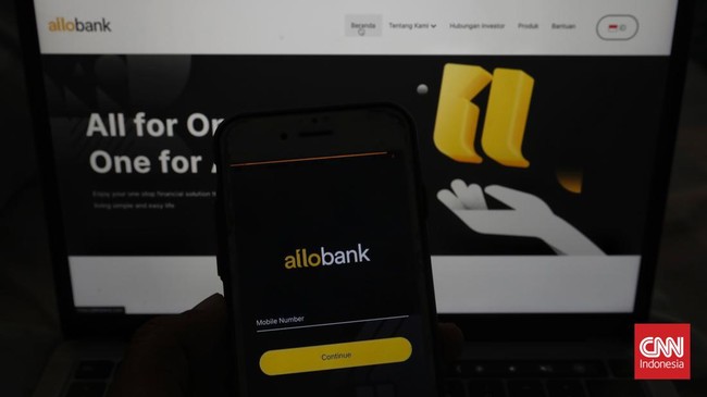 Nasabah Allo Bank menikmati keuntungan bebas biaya transfer antarbank dengan BI Fast.