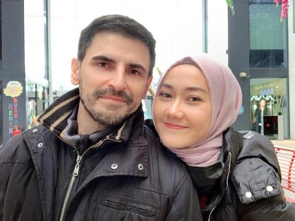 Kenalan Lewat DM, Wanita RI dan Pria Turki Berjodoh Usai LDR 2 Tahun