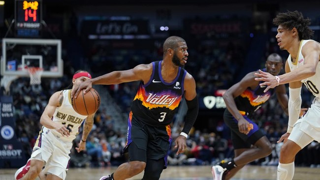 FOTO: Suns Benamkan Pelicans