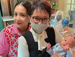 Digendong Menlu Retno Marsudi, Rayyanza Didoakan Jadi Menteri