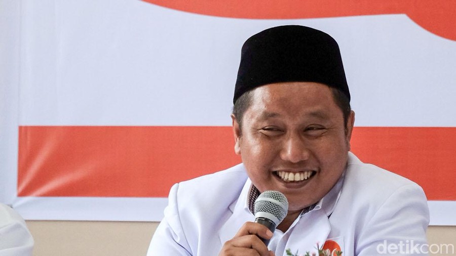 Sunarji alias Narji eks Cagur berkecimpung di dunia politik. Narji kini bergabung ke Partai Keadilan Sejahtera (PKS).