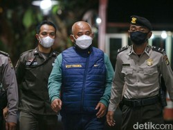 Walkot Pepen Main Jual Beli Jabatan, Wawalkot Bekasi: Nggak Tahu!