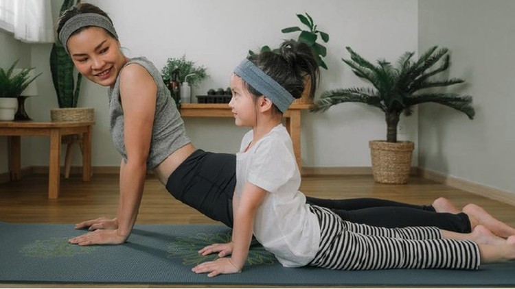 Apakah Bunda salah satu tipe orangtua yang santai dan selalu terlihat keren di mata anak? Berikut enam zodiak paling keren di mata anak. Bunda termasuk?