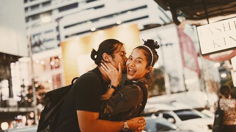 8 Potret Bahagia Pernikahan Putri Marino & Chicco Jerikho Pernikahan Putri Marino dan Chicco Jerikho sedang jadi sorotan karena digoyang isu cerai. Yuk intip potret bahagia mereka!