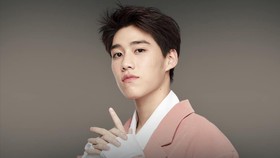Aktor Thailand Krit Anmnuaydechkorn Jadi Brand Ambassador Balenciaga