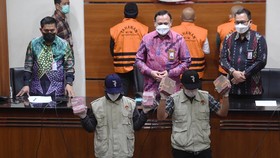 img-title Periksa Ketua DPRD Kota Bekasi, KPK Usut Pengajuan Anggaran Proyek