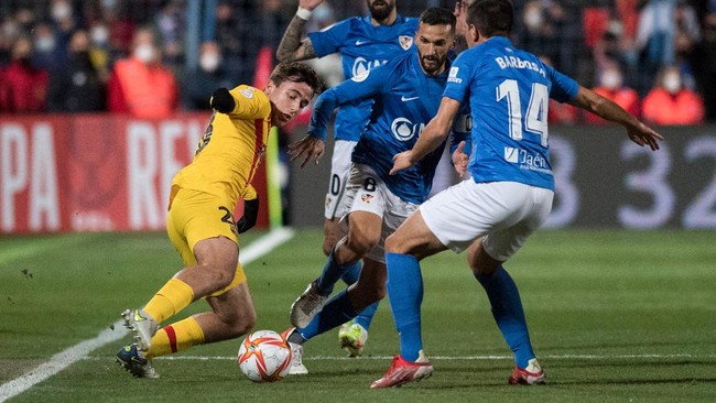 Barcelona menang tipis atas Linares dalam laga babak 32 besar Copa del Rey yang berlangsung di Stadion Linarejos, Kamis (6/1) dini hari waktu Indonesia.